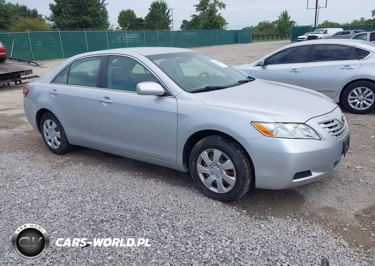 2007 Toyota Camry Le – zdjęcie 1 z 13