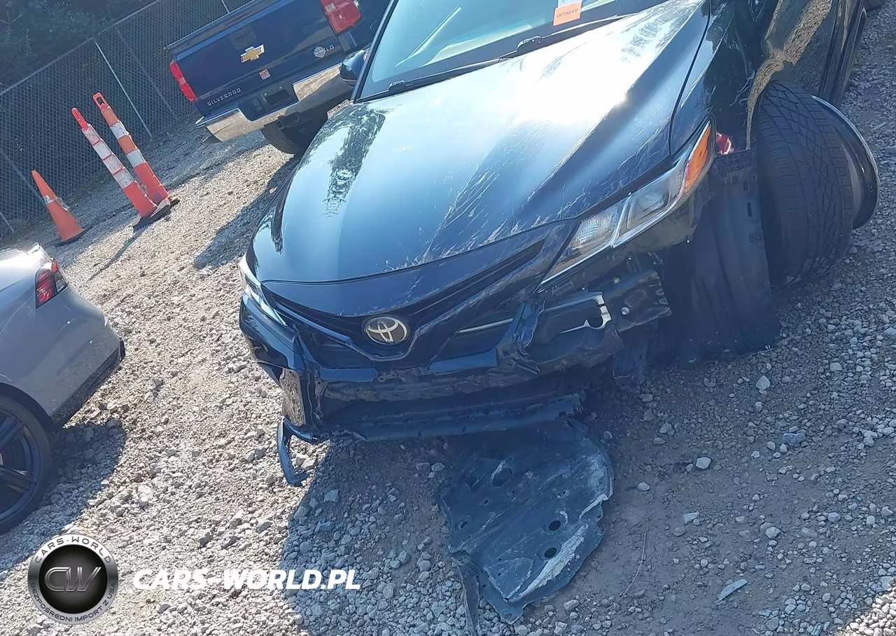 2018 Toyota Camry Se VIN:4T1B11HK7JU601347 - 18
