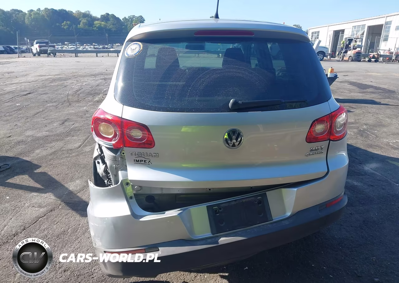 2011 Volkswagen Tiguan S VIN:WVGBV7AXXBW524945 - 6