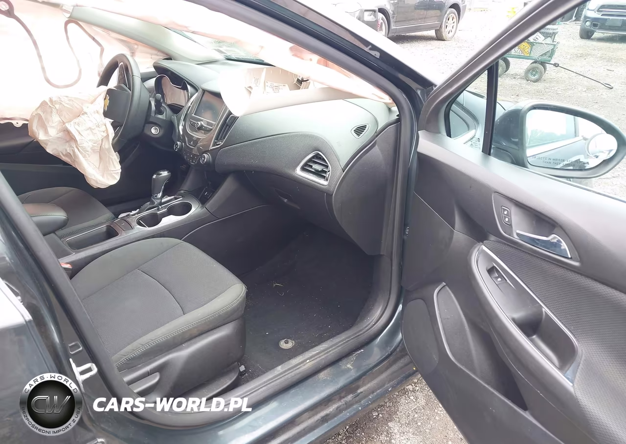 2017 Chevrolet Cruze Lt Auto VIN:1G1BE5SM4H7136683 - 5