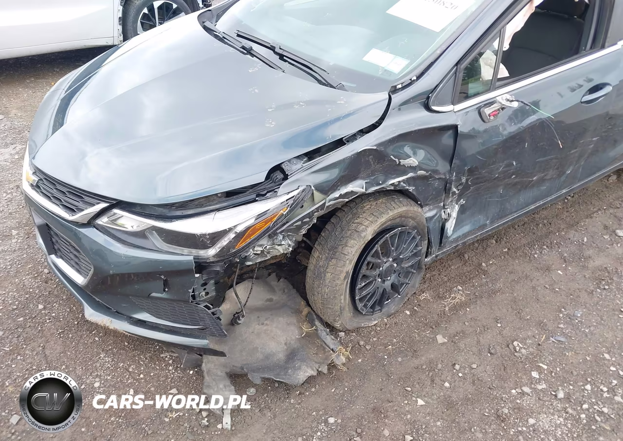 2017 Chevrolet Cruze Lt Auto VIN:1G1BE5SM4H7136683 - 6