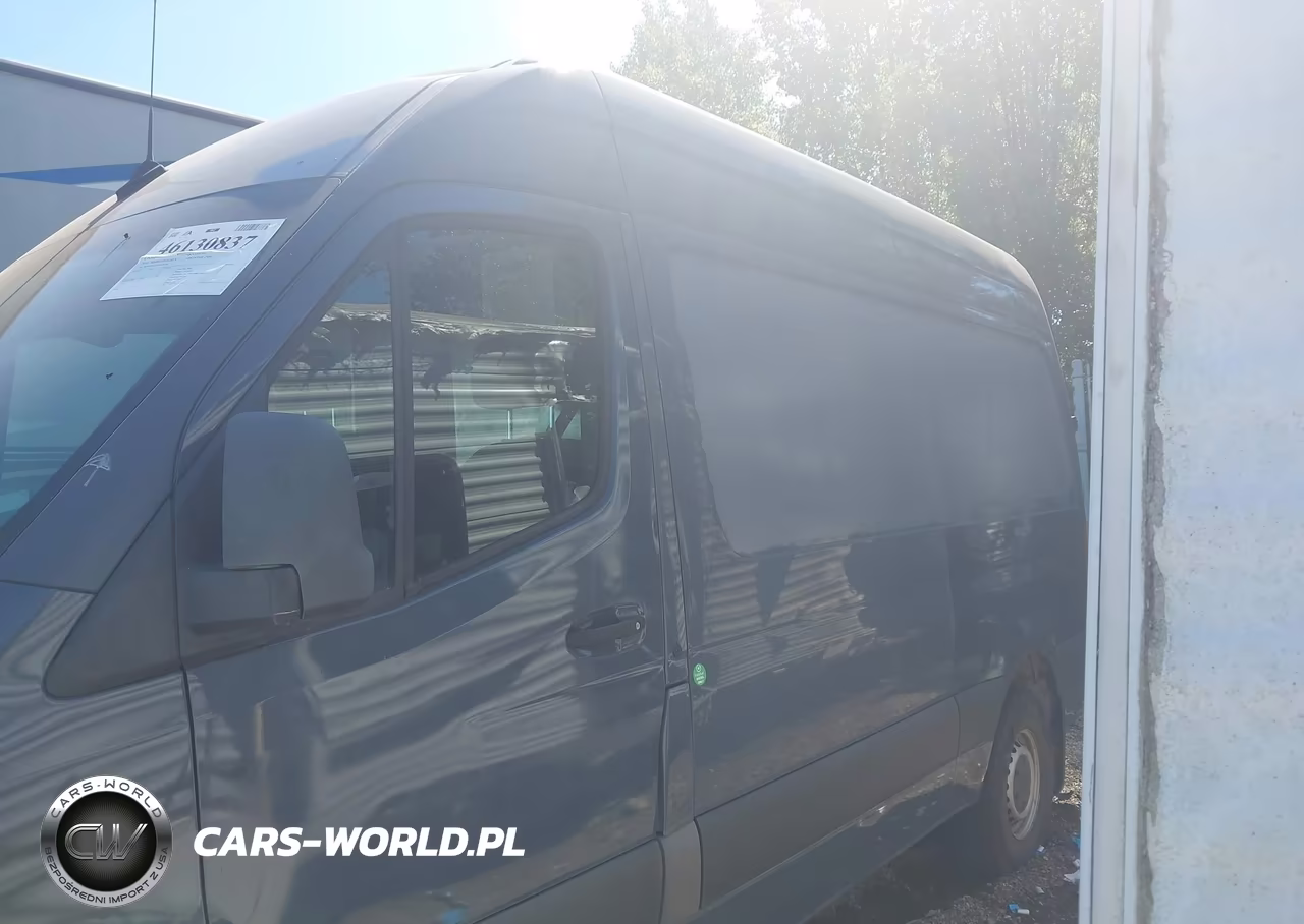 2019 Mercedes-Benz Sprinter 2500 Standard Roof V6 VIN:WD4PF0CD7KP070218 - 14