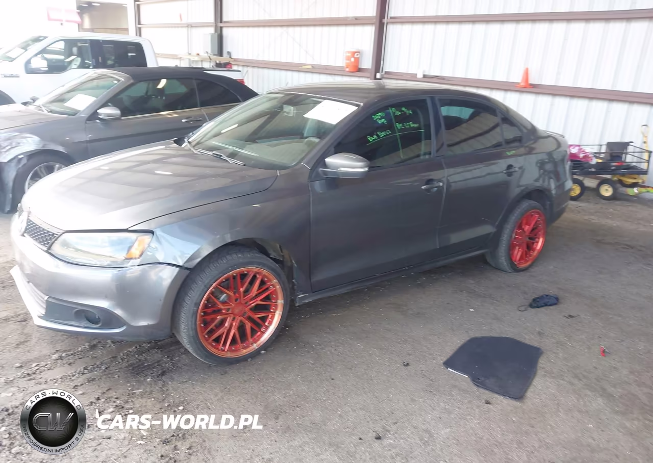 2013 Volkswagen Jetta 2.0L S VIN:3VW2K7AJ4DM366398 - 2