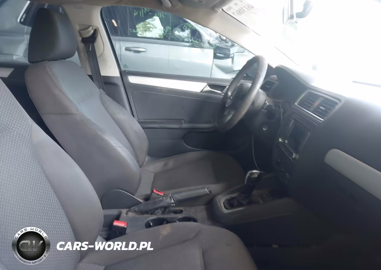 2013 Volkswagen Jetta 2.0L S VIN:3VW2K7AJ4DM366398 - 5