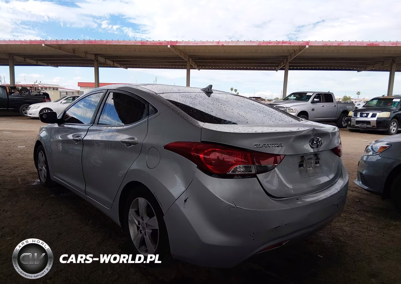 2013 Hyundai Elantra Gls VIN:KMHDH4AE8DU533462 - 3