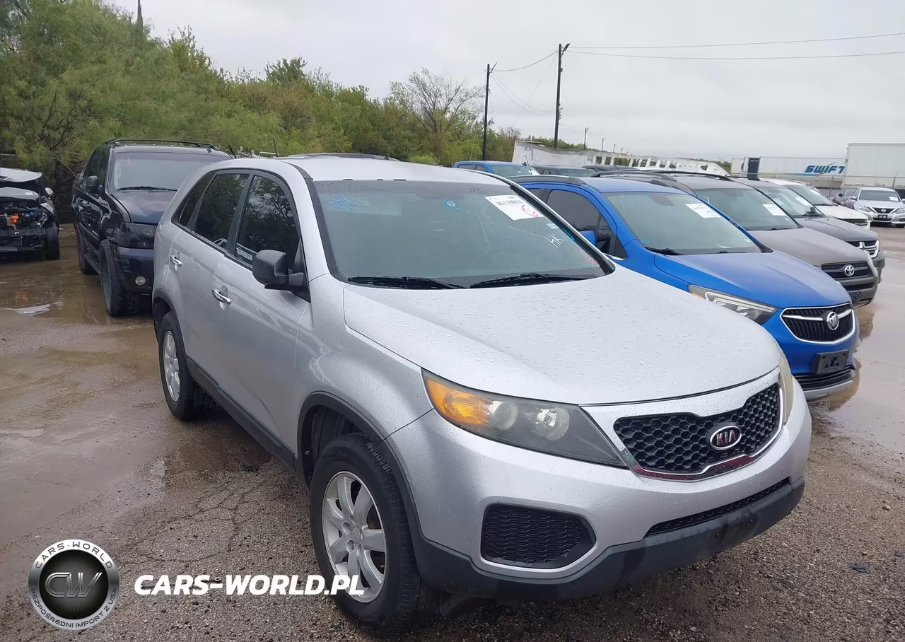 2011 Kia Sorento VIN:5XYKT3A17BG026052 - 1
