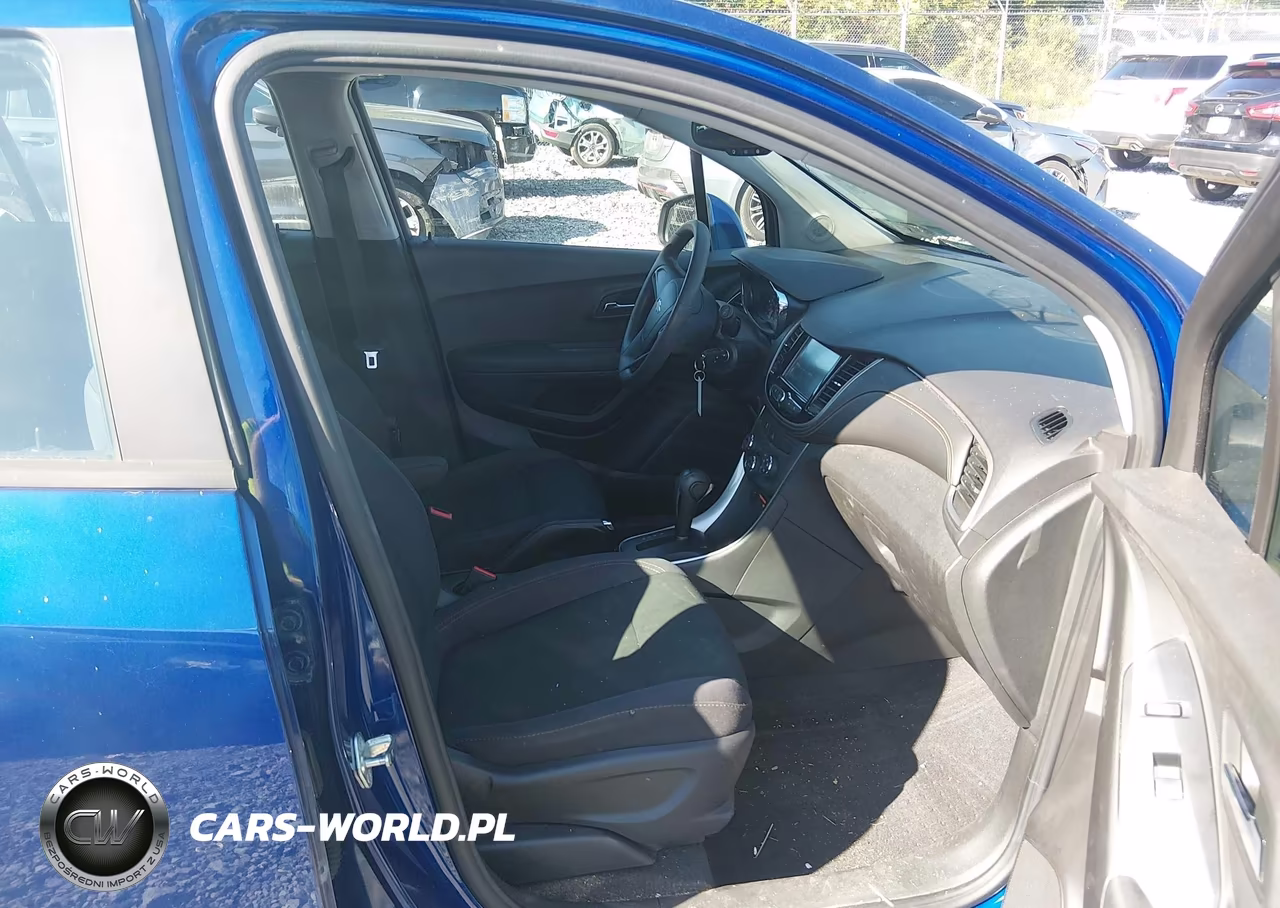 2017 Chevrolet Trax Ls VIN:3GNCJNSB2HL164104 - 5