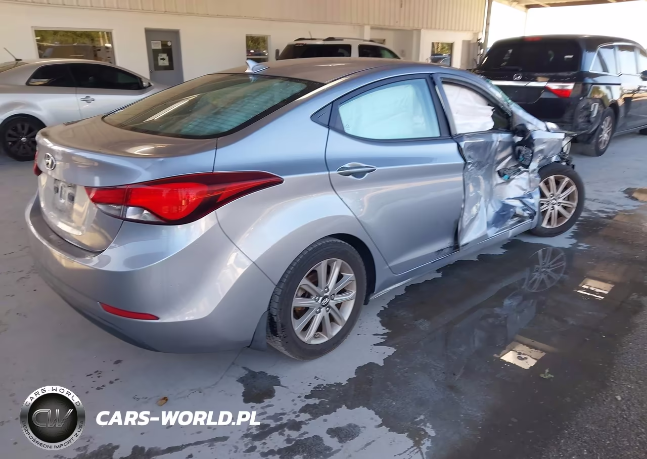 2015 Hyundai Elantra Se VIN:5NPDH4AE9FH602984 - 4