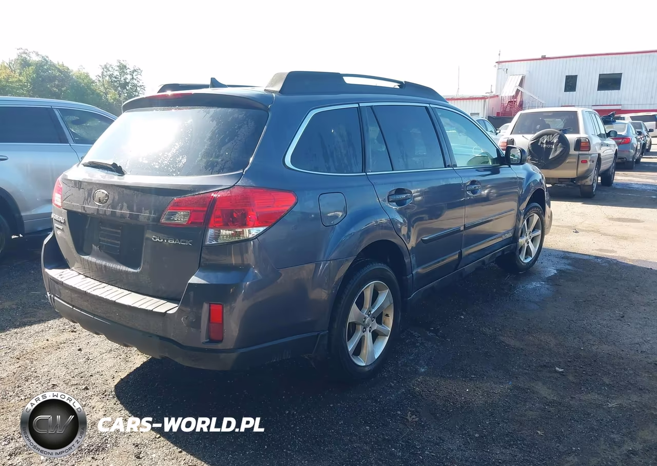2014 Subaru Outback 2.5I Limited VIN:4S4BRCLC7E3308774 - 4