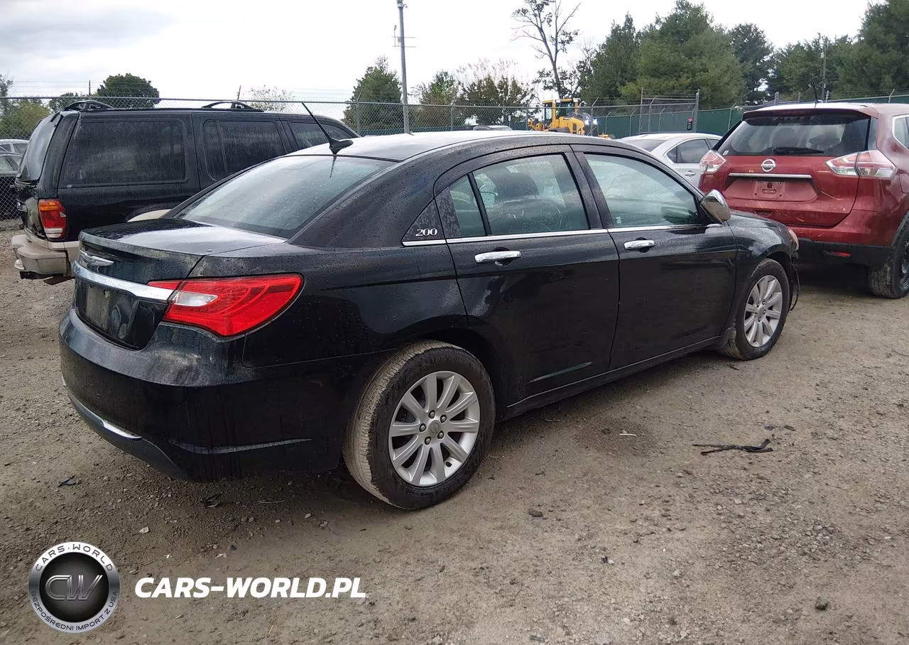 2013 Chrysler 200 Limited VIN:1C3CCBCG6DN723518 - 4