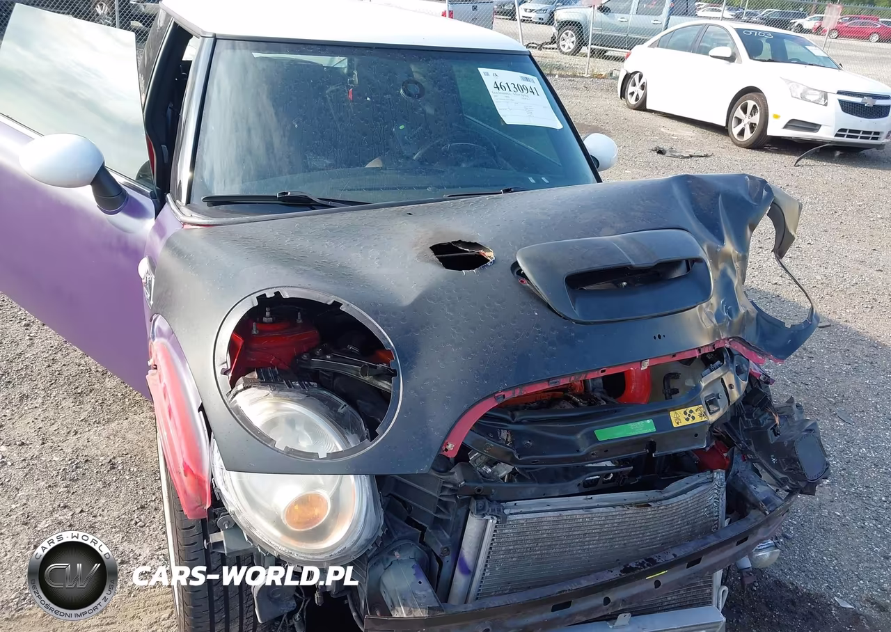 2007 Mini Cooper S VIN:WMWMF73587TL86981 - 6