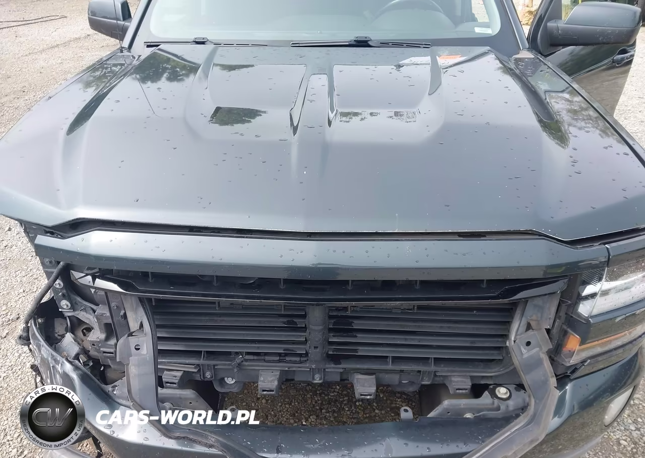 2018 Chevrolet Silverado 1500 2Lt VIN:3GCUKREC7JG299762 - 10