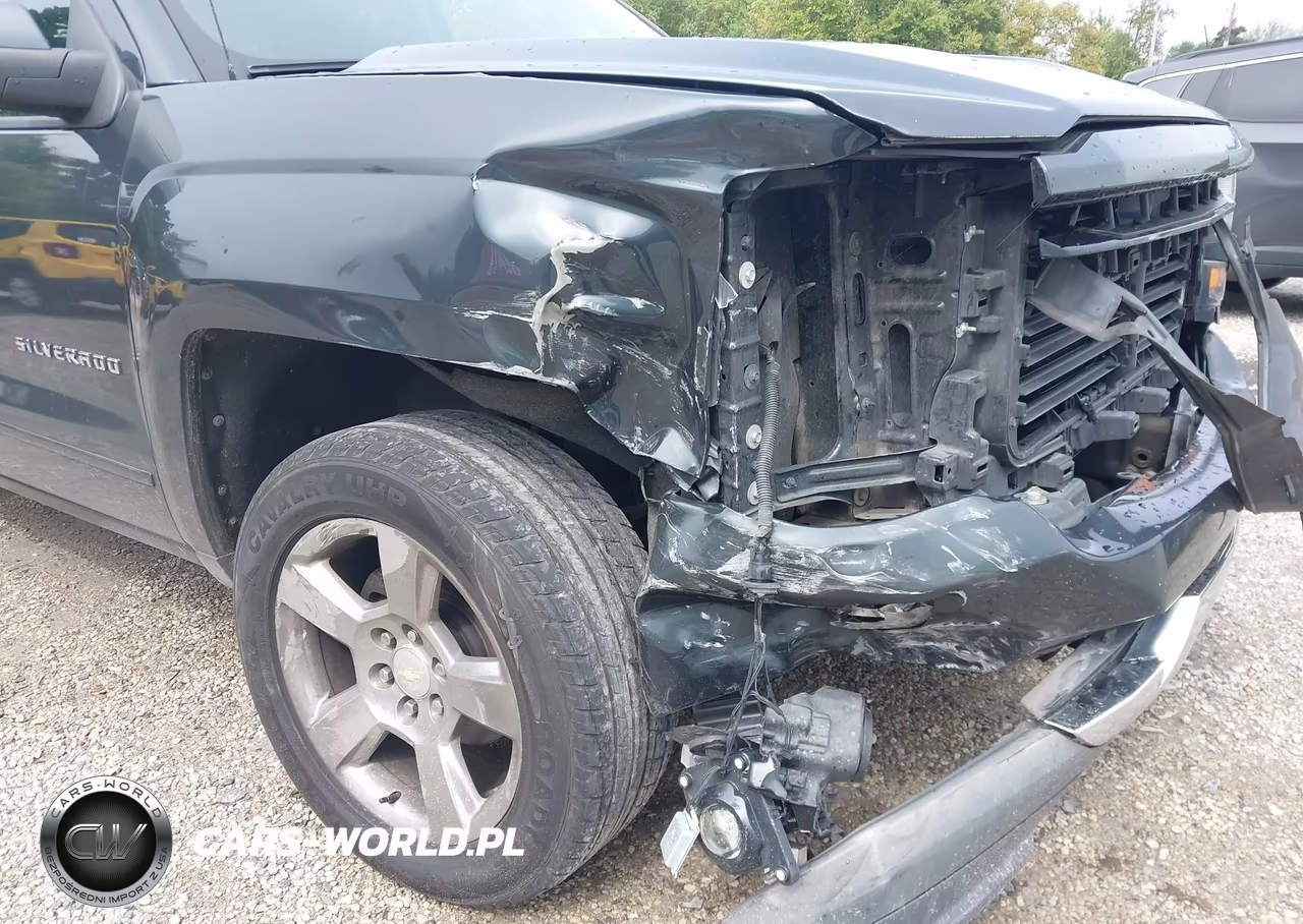 2018 Chevrolet Silverado 1500 2Lt VIN:3GCUKREC7JG299762 - 6