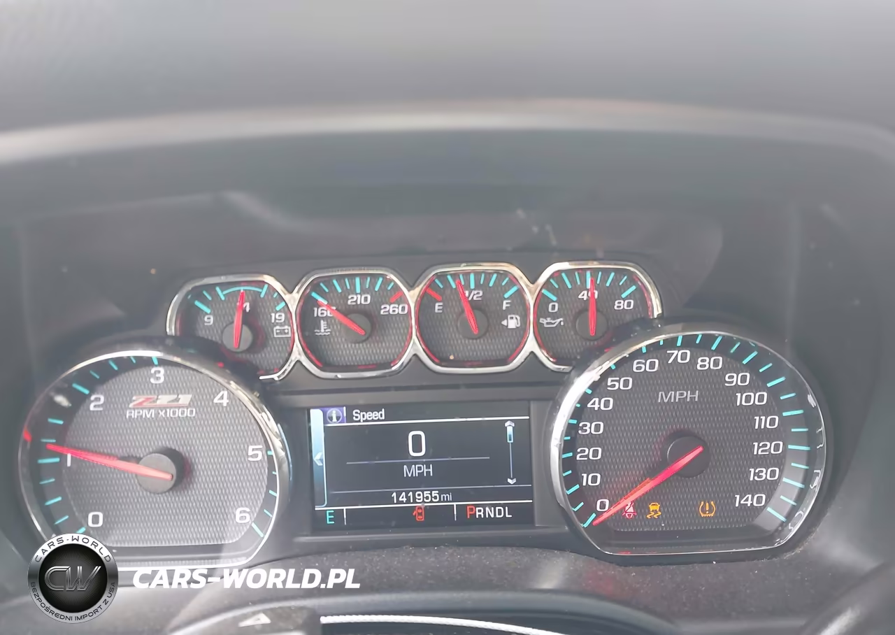 2018 Chevrolet Silverado 1500 2Lt VIN:3GCUKREC7JG299762 - 7