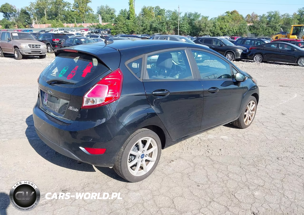 2016 Ford Fiesta Se VIN:3FADP4EJ9GM205903 - 4