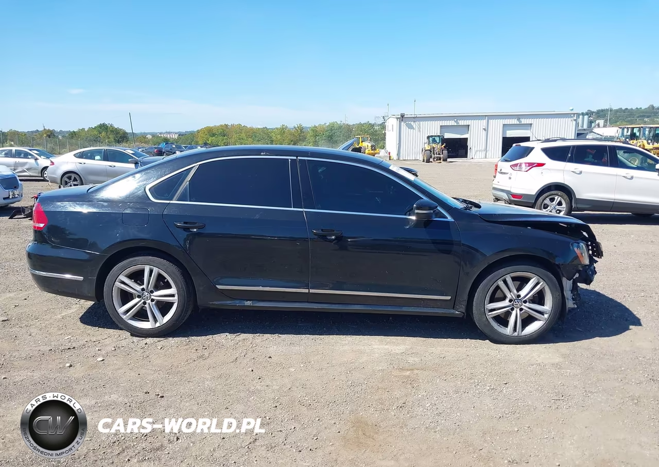 2015 Volkswagen Passat 1.8T Se VIN:1VWBT7A31FC010333 - 12