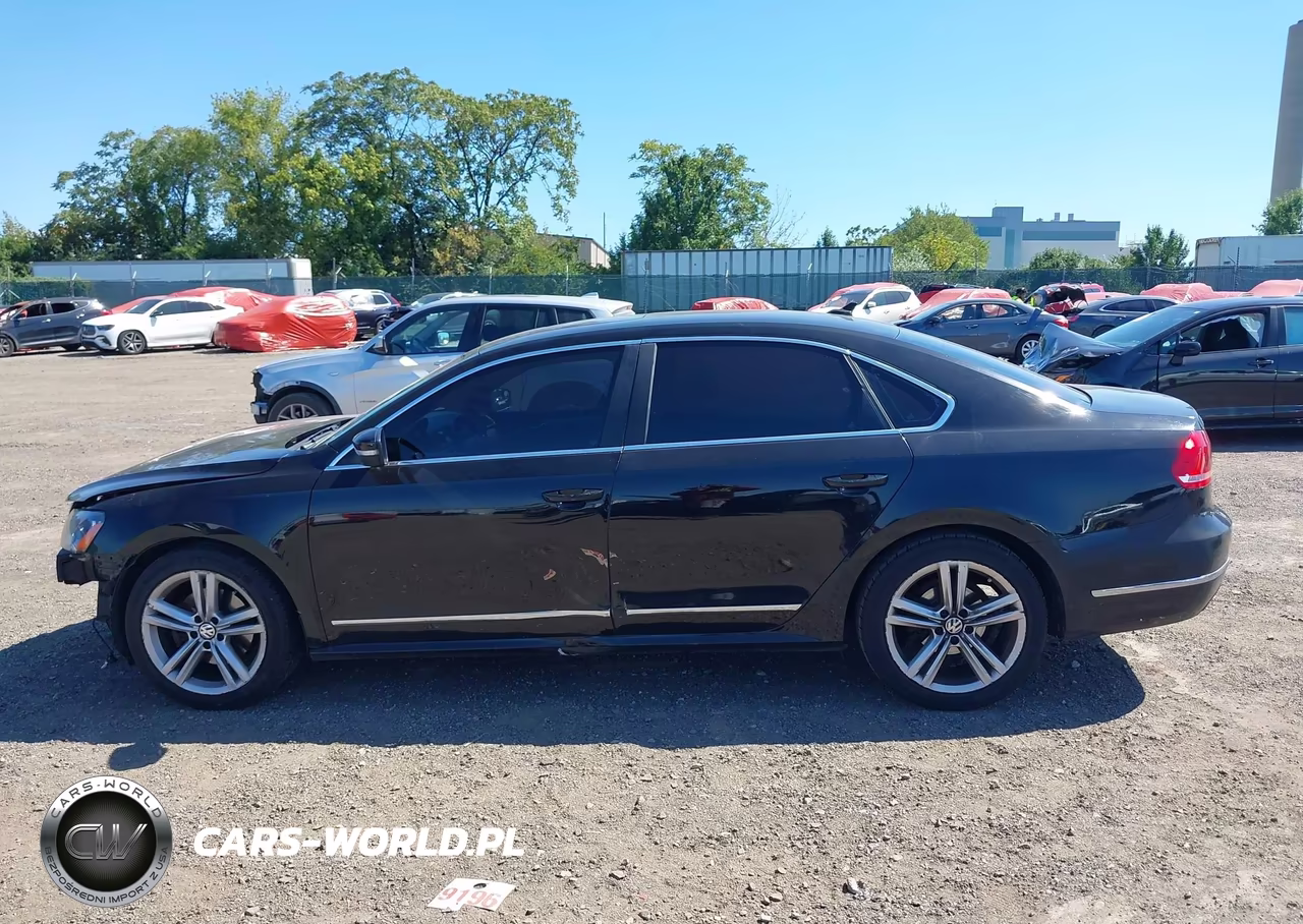 2015 Volkswagen Passat 1.8T Se VIN:1VWBT7A31FC010333 - 13