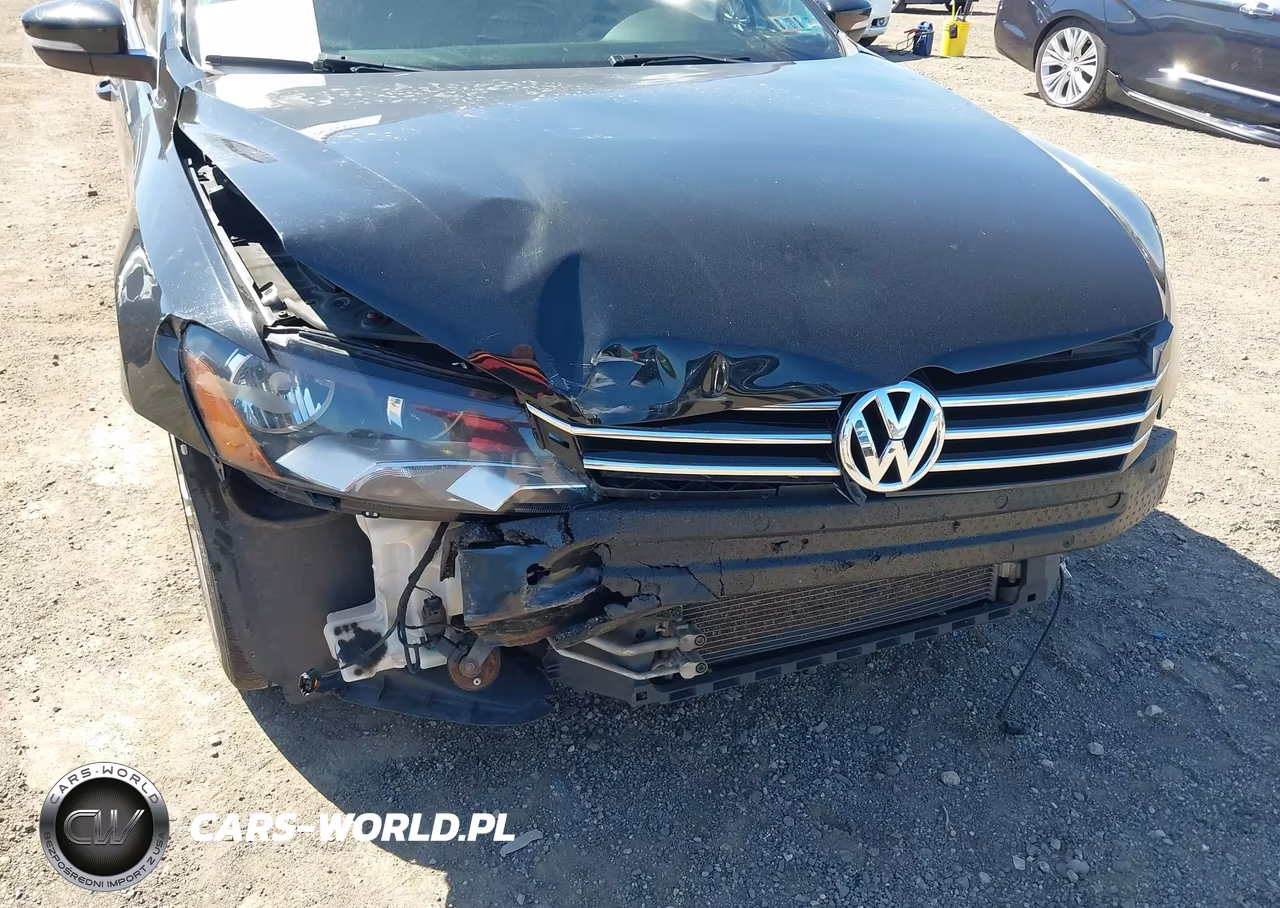 2015 Volkswagen Passat 1.8T Se VIN:1VWBT7A31FC010333 - 6