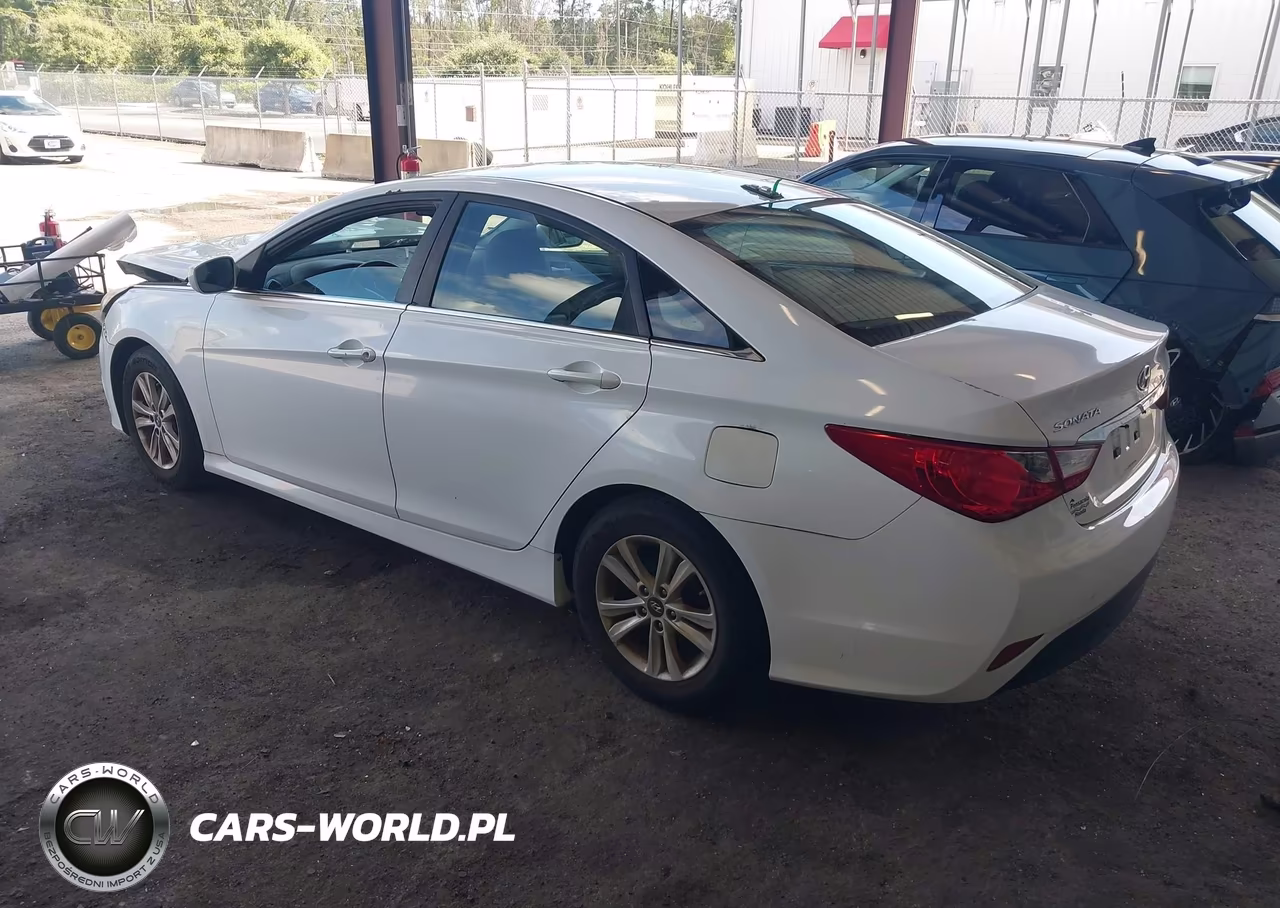 2014 Hyundai Sonata Gls VIN:5NPEB4ACXEH940073 - 3