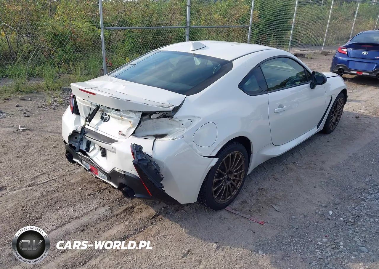 2023 Toyota Gr86 VIN:JF1ZNBC1XP8763055 - 4