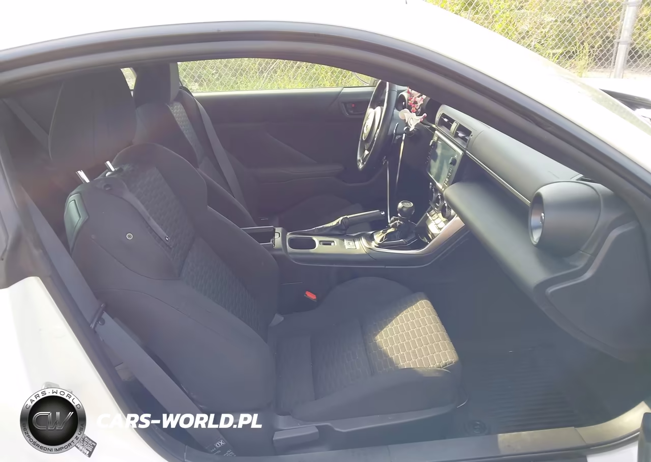 2023 Toyota Gr86 VIN:JF1ZNBC1XP8763055 - 5