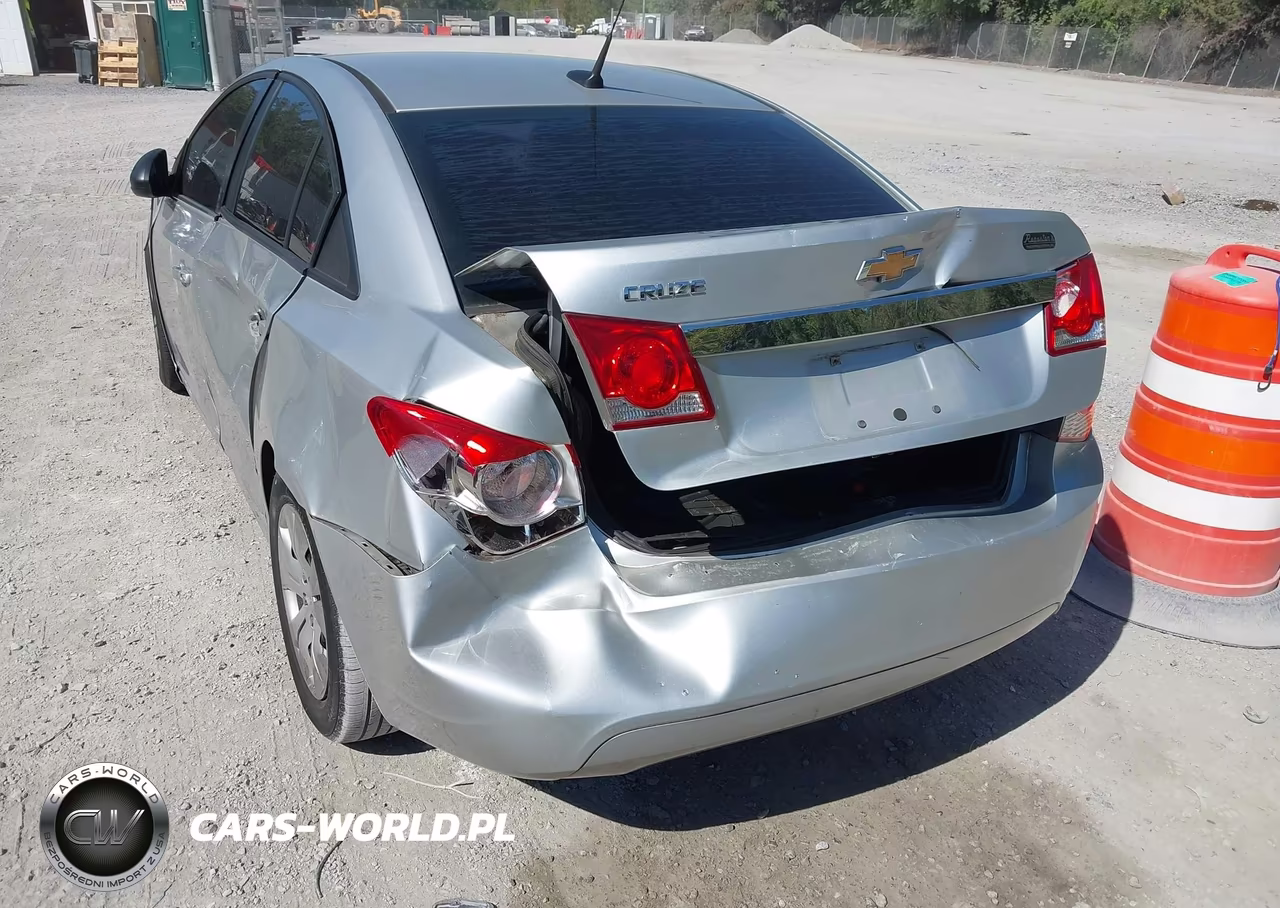 2014 Chevrolet Cruze Ls Auto VIN:1G1PA5SG7E7190115 - 18