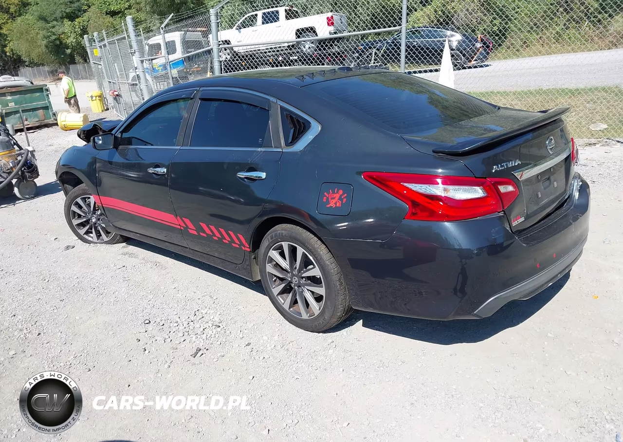 2017 Nissan Altima 2.5 Sv VIN:1N4AL3AP1HC168576 - 3