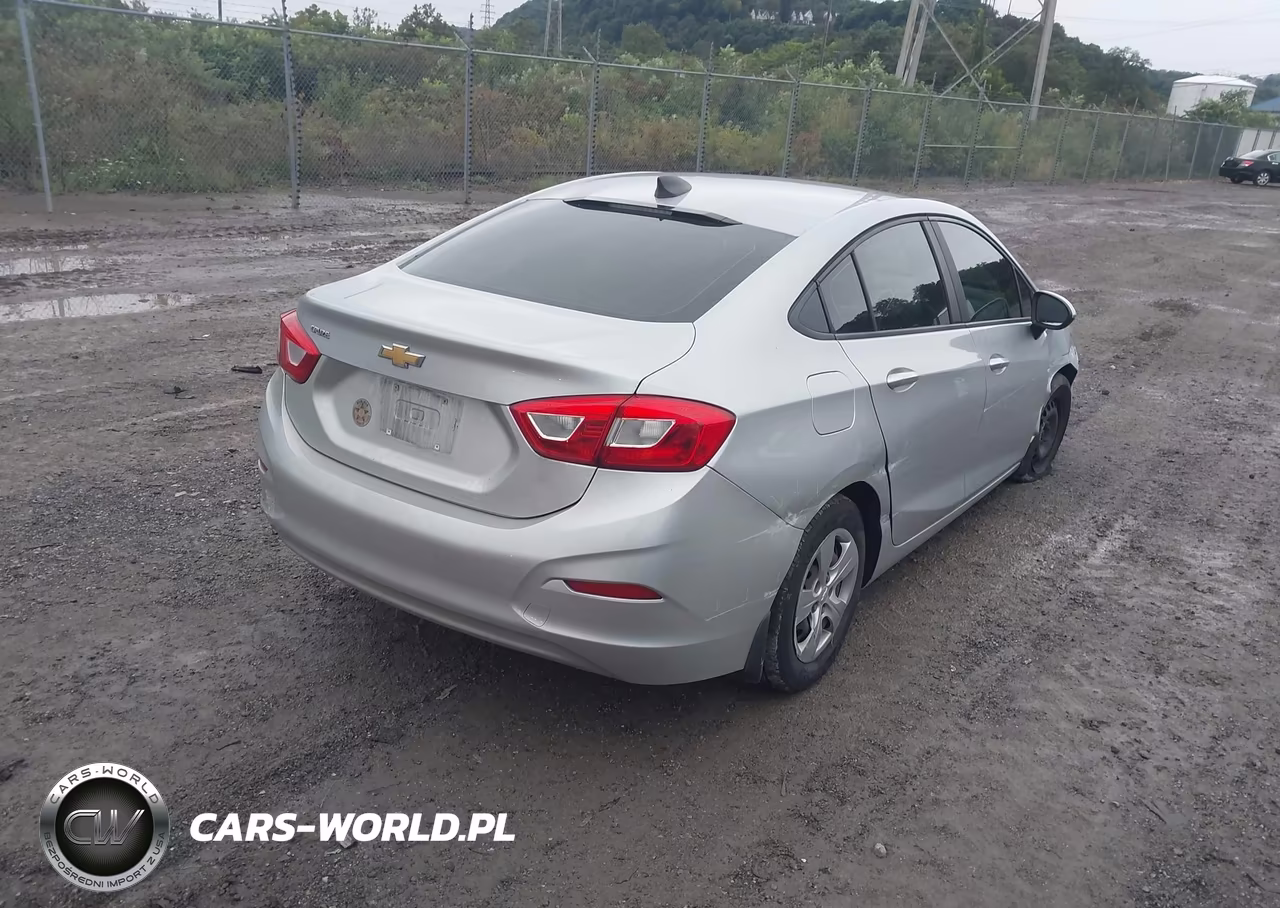 2016 Chevrolet Cruze Ls Auto VIN:1G1BC5SM4G7238229 - 4