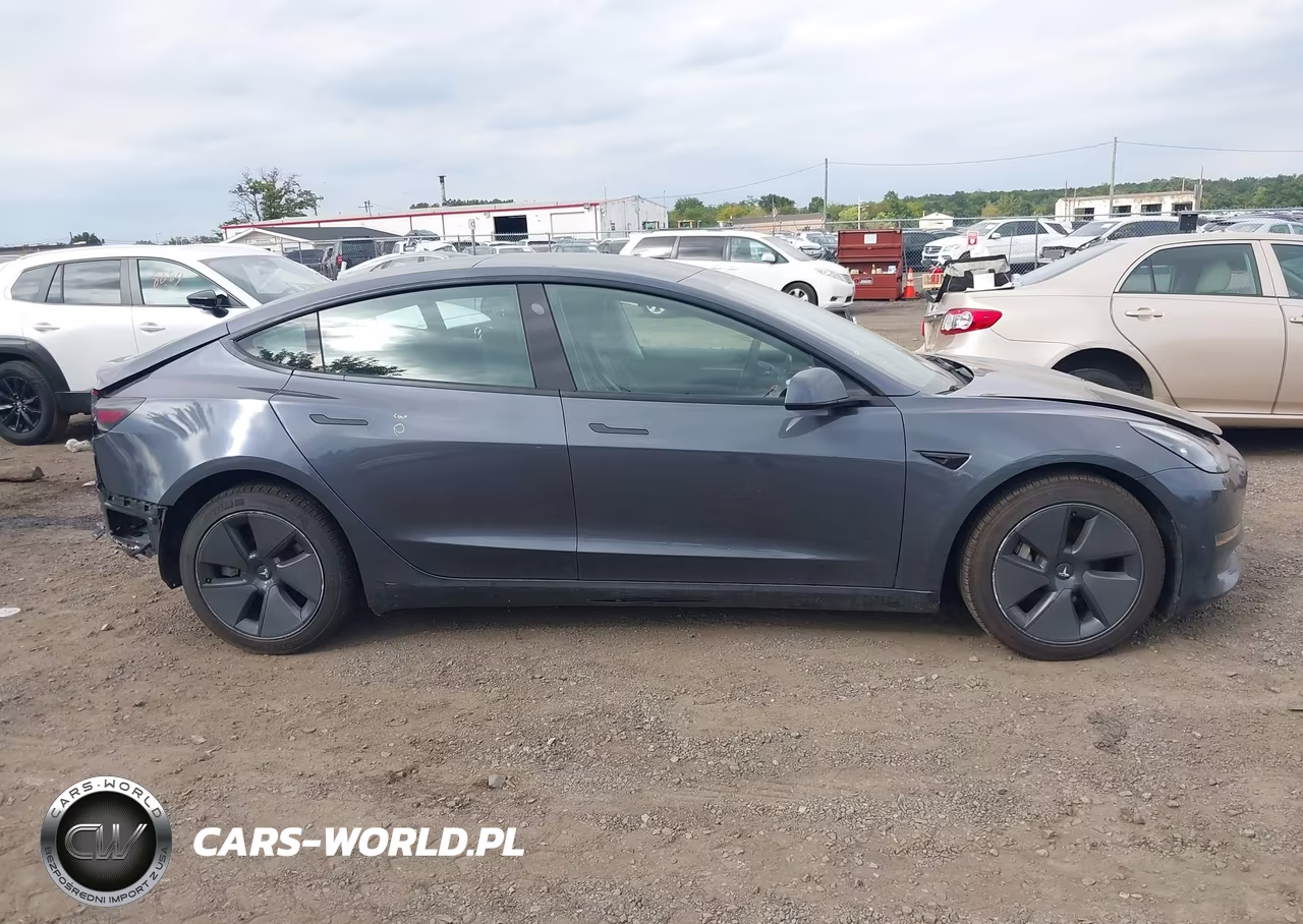 2022 Tesla Model 3 Long Range VIN:5YJ3E1EB2NF334991 - 12