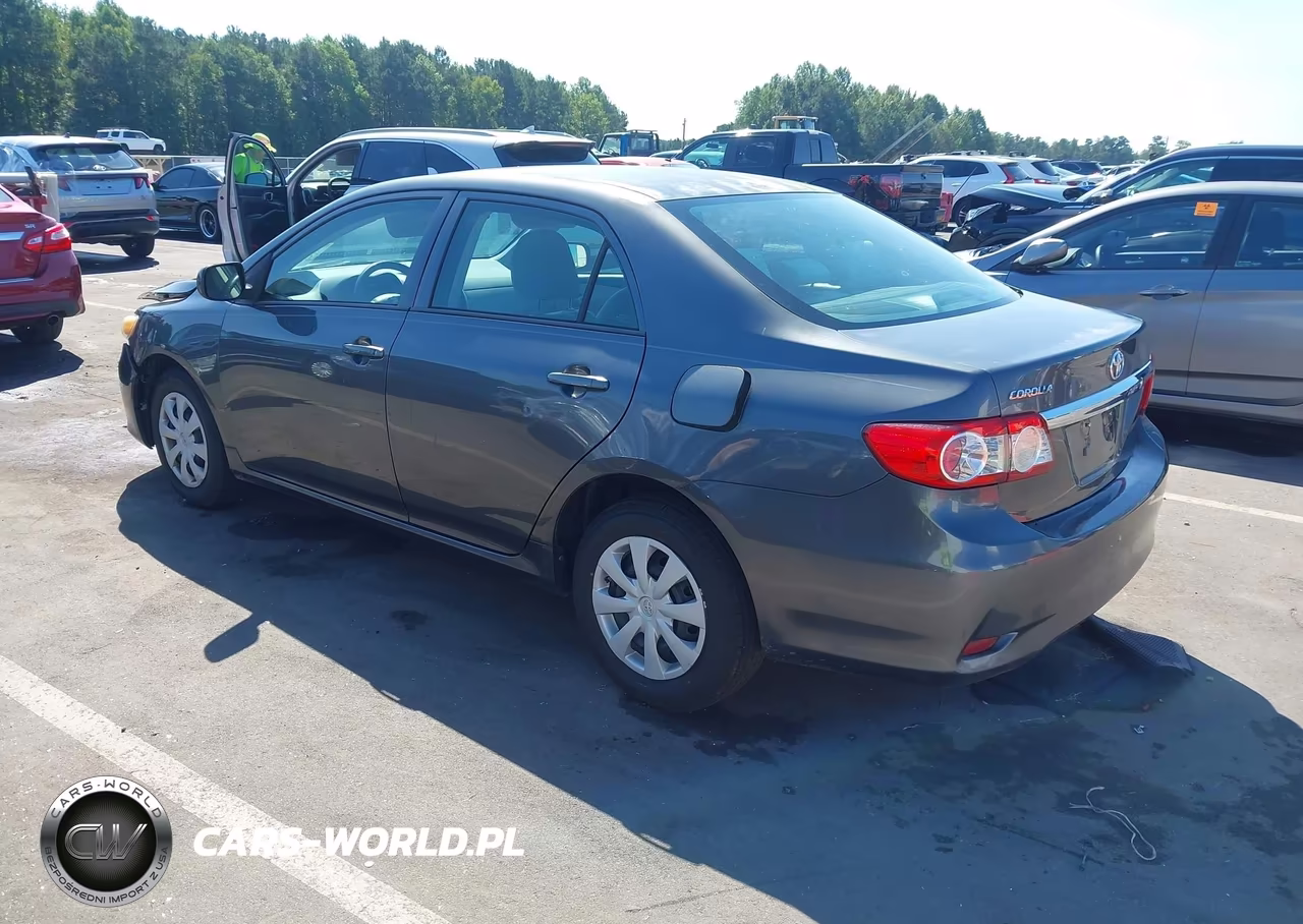 2013 Toyota Corolla L VIN:2T1BU4EEXDC986061 - 3