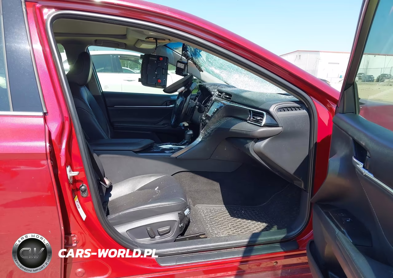 2018 Toyota Camry Xse VIN:4T1B61HK1JU552762 - 5