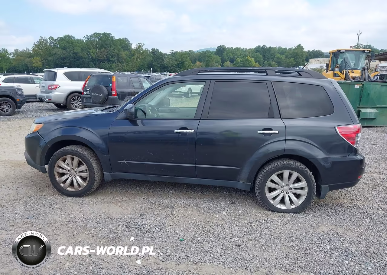 2013 Subaru Forester 2.5X Premium VIN:JF2SHADC2DH441892 - 14