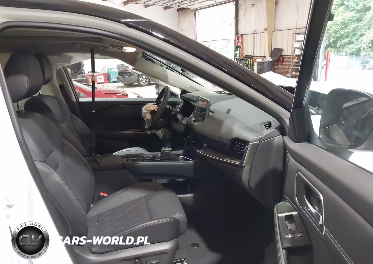 2026 Nissan Rogue Platinum VIN:JN8BT3DD0TW311982 - 5