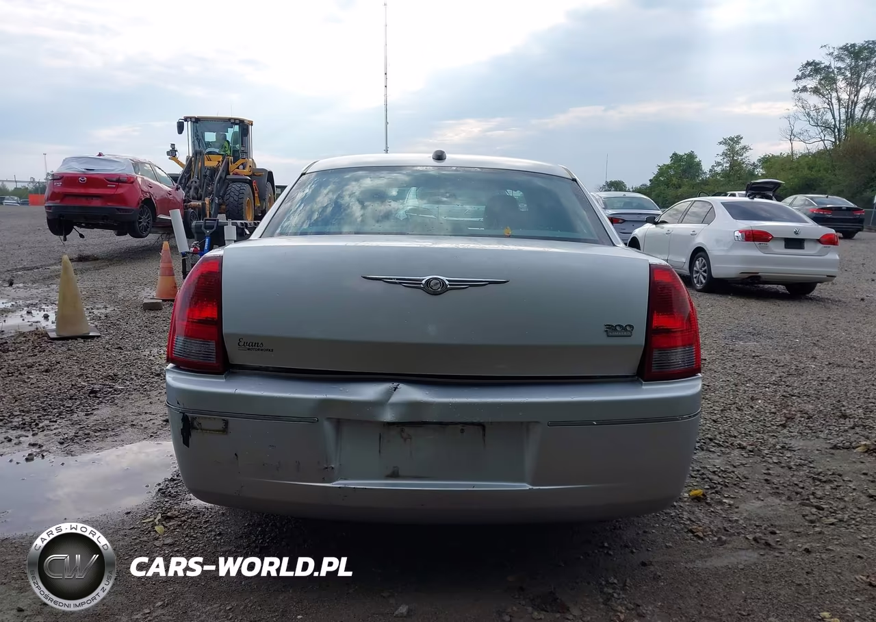 2005 Chrysler 300 Touring VIN:2C3JA53G45H596308 - 16