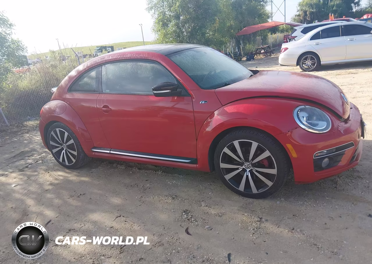 2015 Volkswagen Beetle 2.0T R-Line VIN:3VWVS7AT5FM643755 - 13