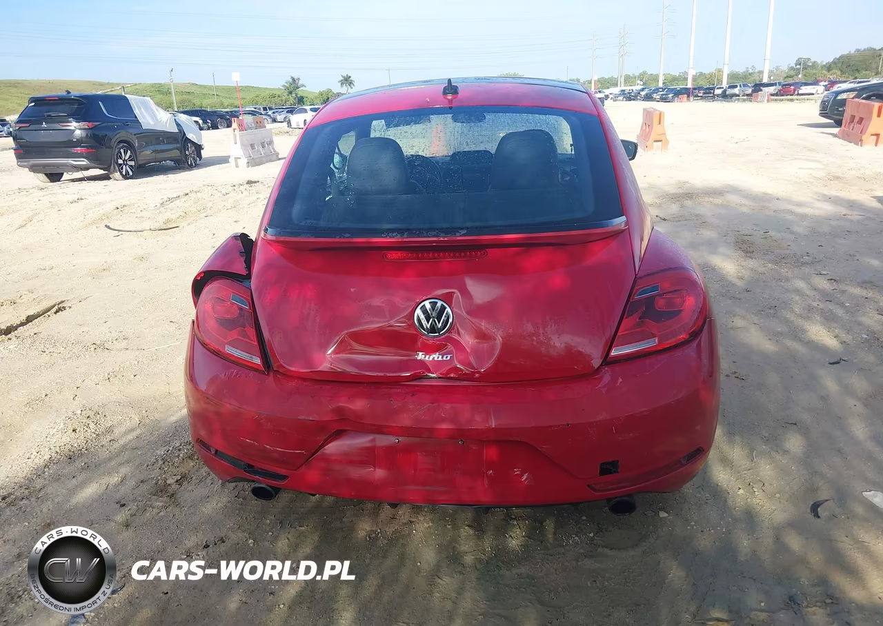 2015 Volkswagen Beetle 2.0T R-Line VIN:3VWVS7AT5FM643755 - 16