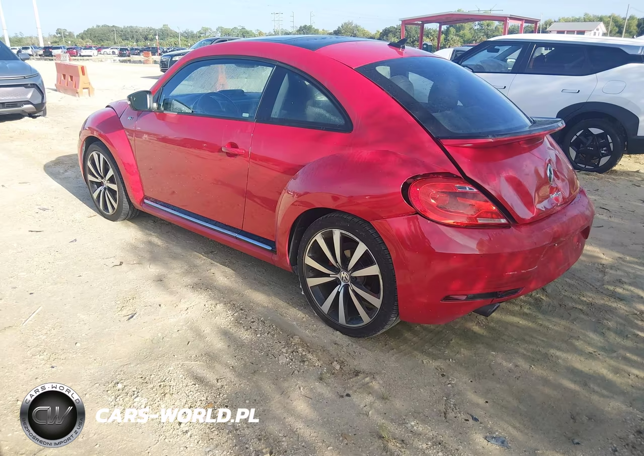 2015 Volkswagen Beetle 2.0T R-Line VIN:3VWVS7AT5FM643755 - 3