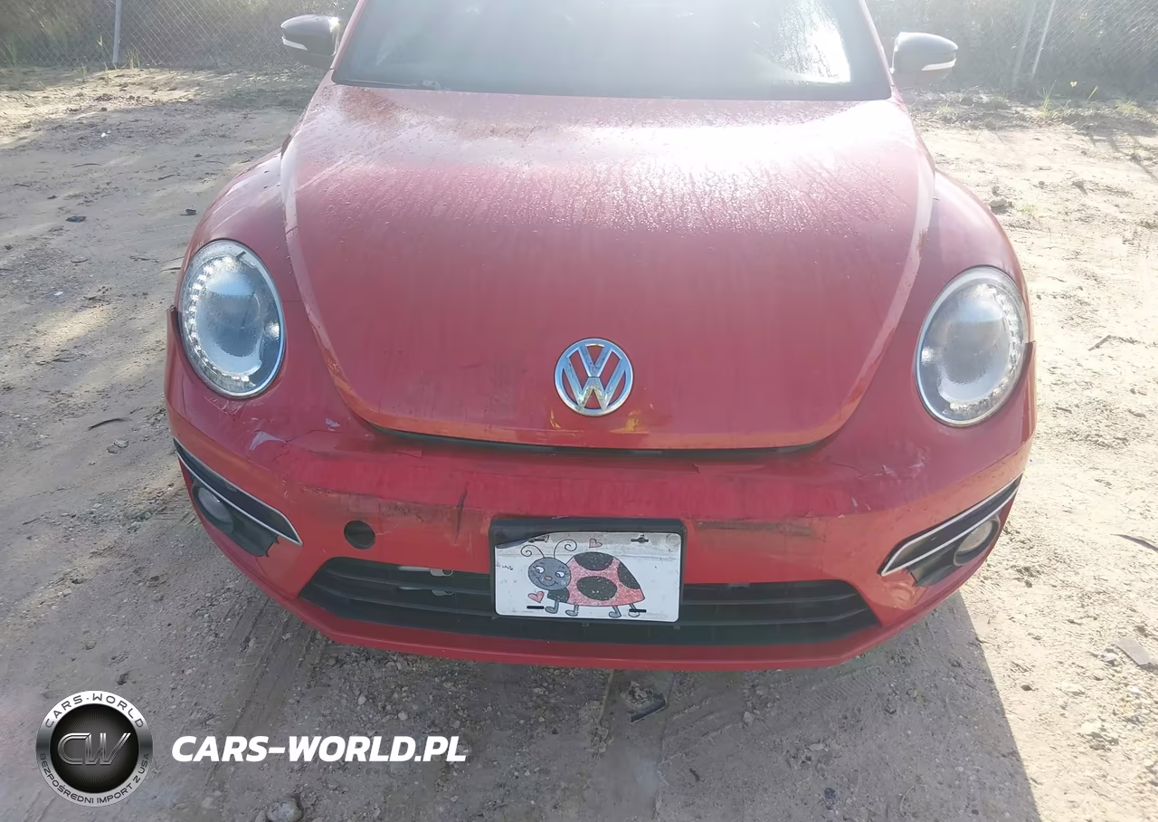 2015 Volkswagen Beetle 2.0T R-Line VIN:3VWVS7AT5FM643755 - 6