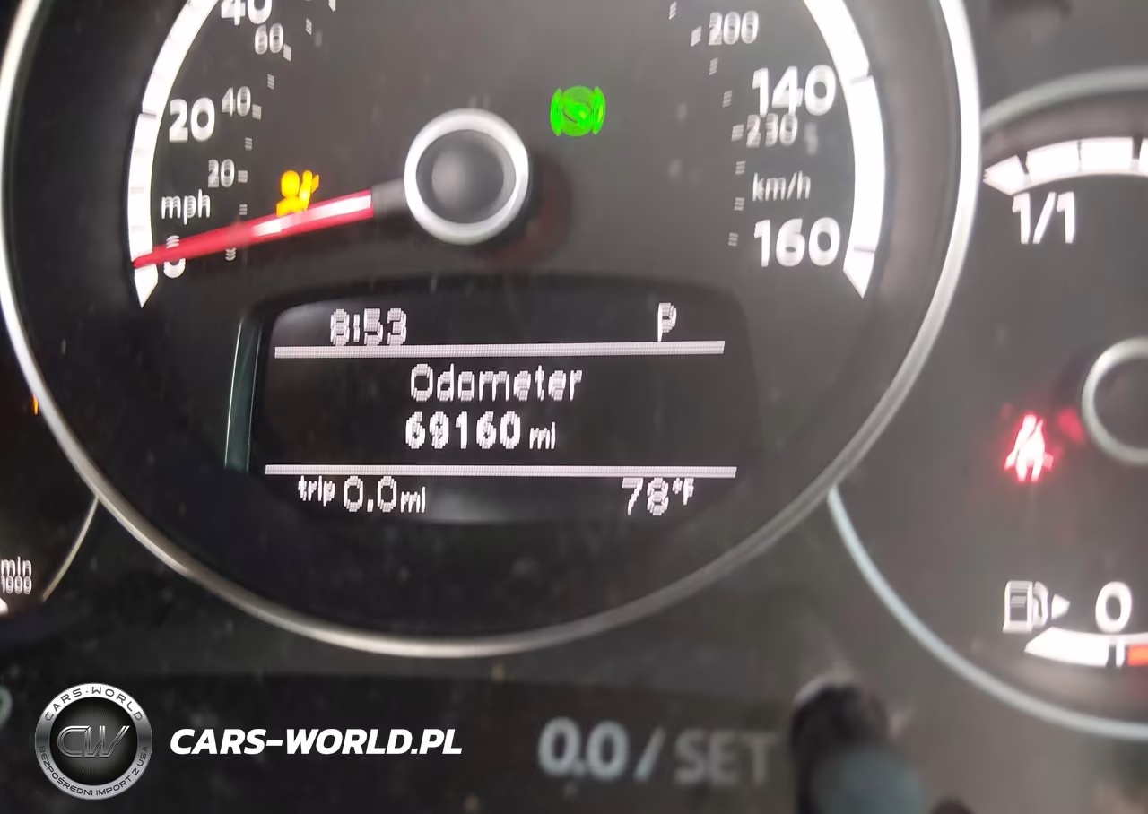 2015 Volkswagen Beetle 2.0T R-Line VIN:3VWVS7AT5FM643755 - 7