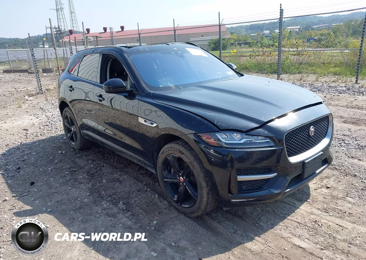2017 Jaguar F-Pace 35T R-Sport