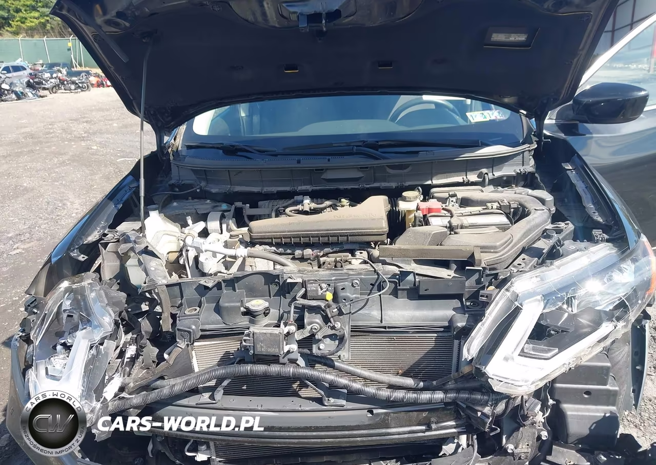2018 Nissan Rogue S VIN:JN8AT2MV2JW313809 - 10