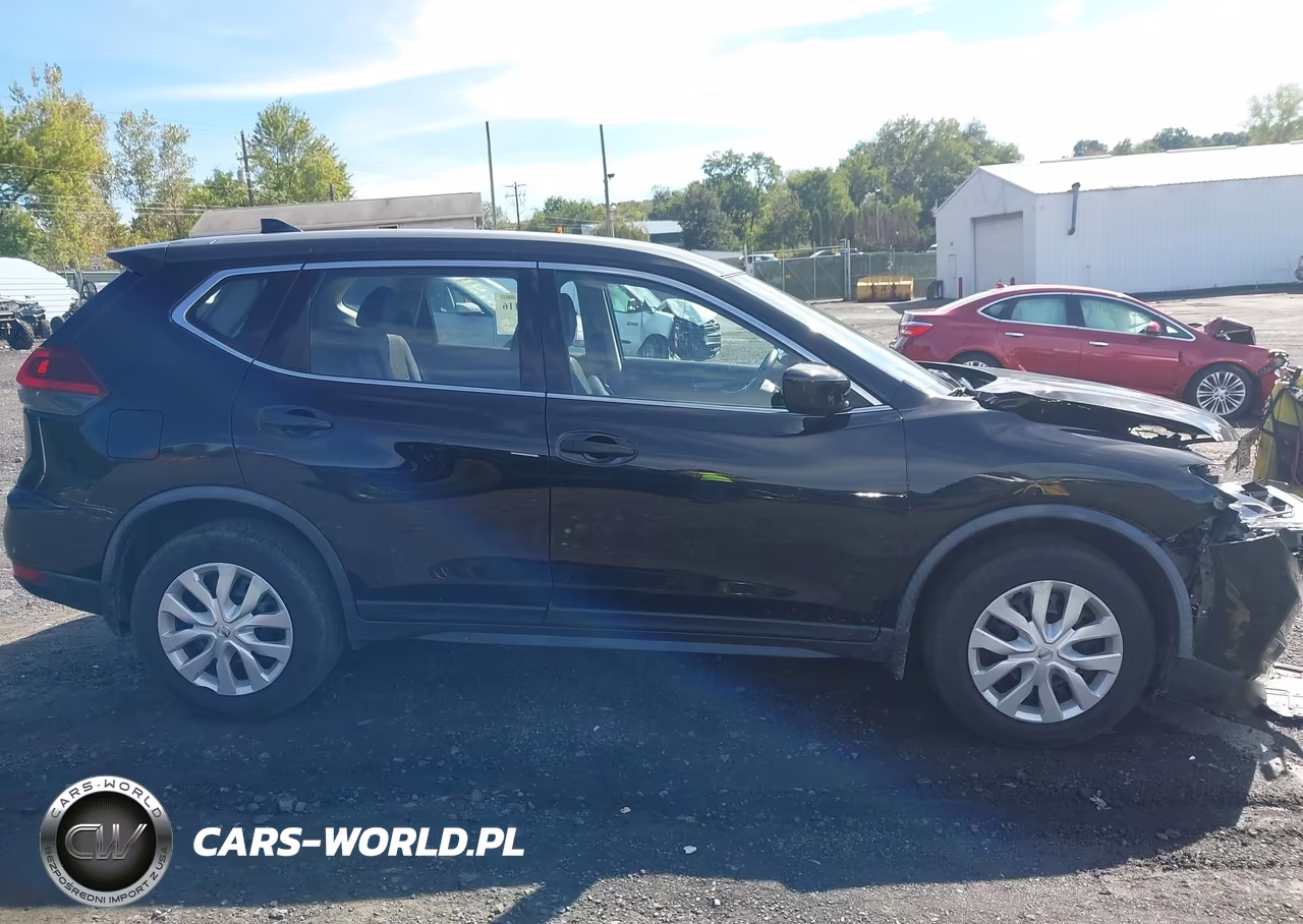 2018 Nissan Rogue S VIN:JN8AT2MV2JW313809 - 13
