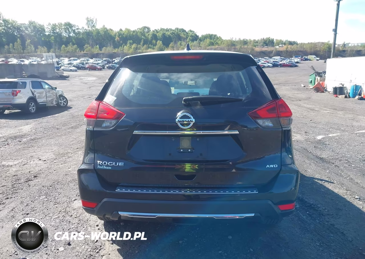 2018 Nissan Rogue S VIN:JN8AT2MV2JW313809 - 16