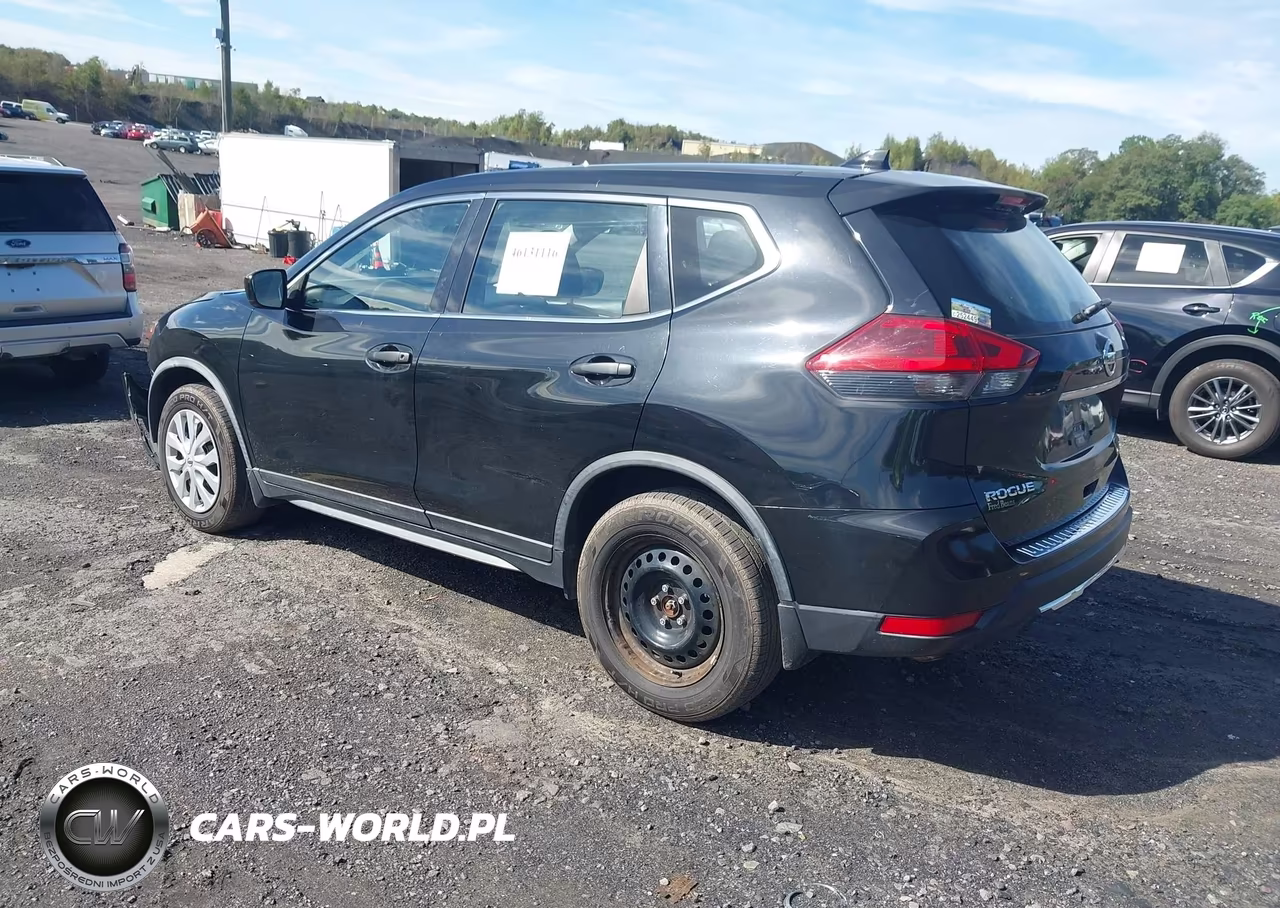 2018 Nissan Rogue S VIN:JN8AT2MV2JW313809 - 3