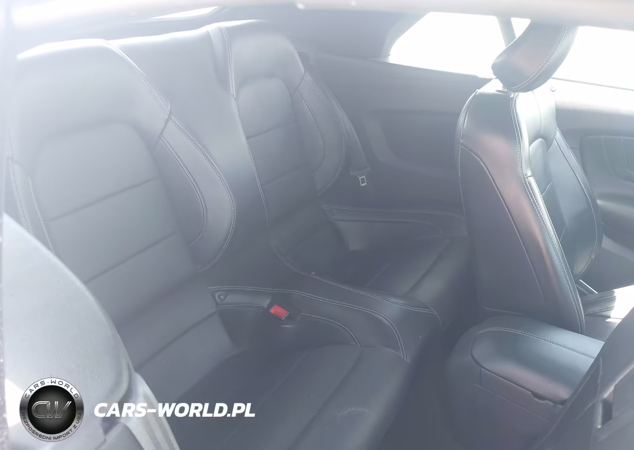 2020 Ford Mustang Ecoboost Premium VIN:1FATP8UH1L5138120 - 8