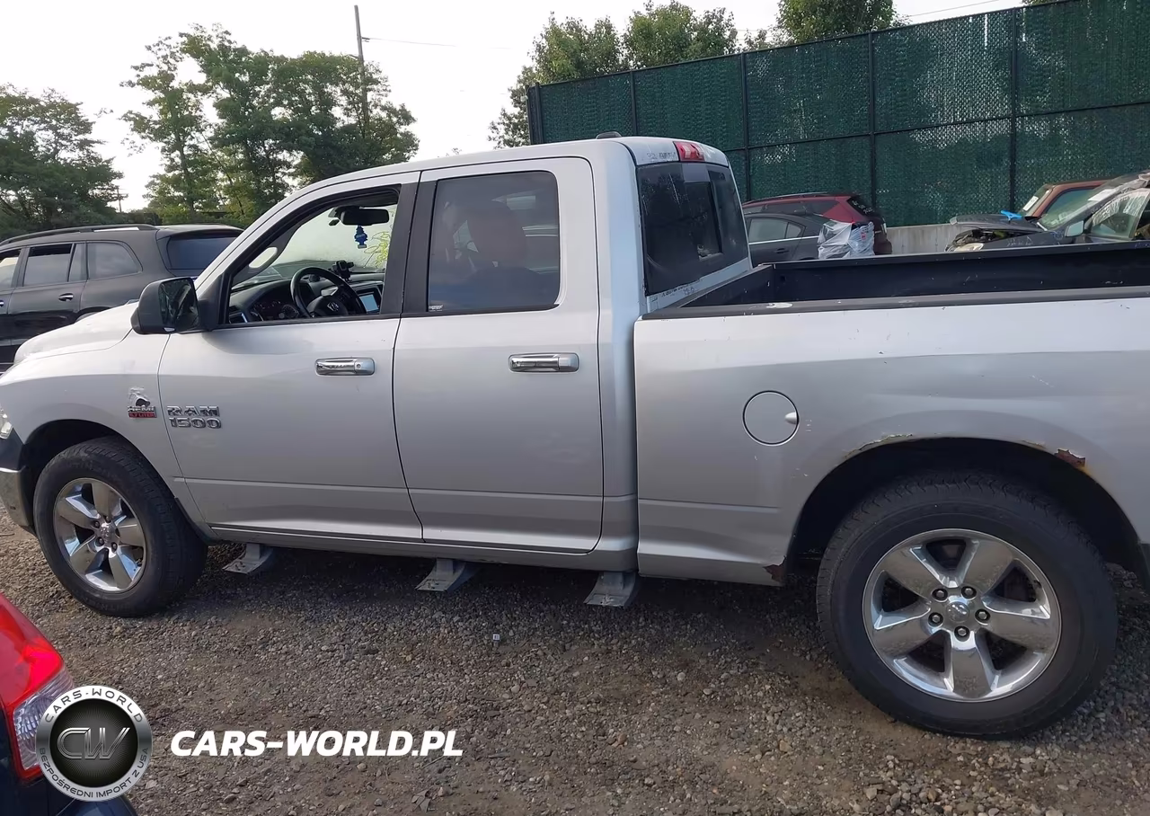 2013 Ram 1500 Big Horn VIN:1C6RR7GT6DS635568 - 14