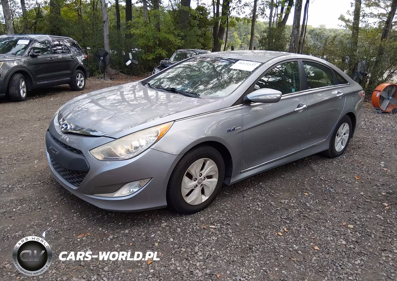 2015 Hyundai Sonata Hybrid VIN:KMHEC4A40FA133832 - 2