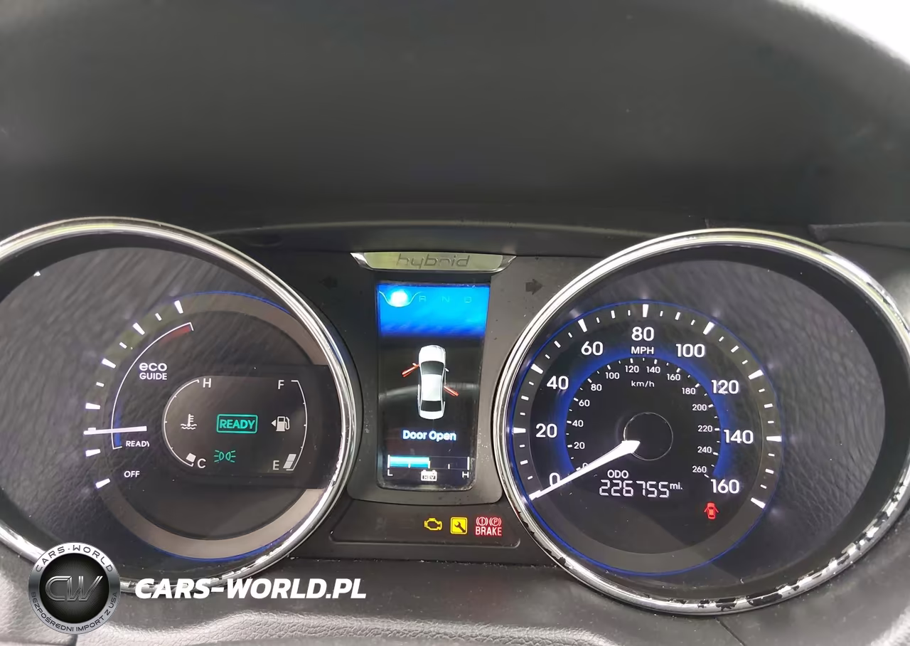 2015 Hyundai Sonata Hybrid VIN:KMHEC4A40FA133832 - 7