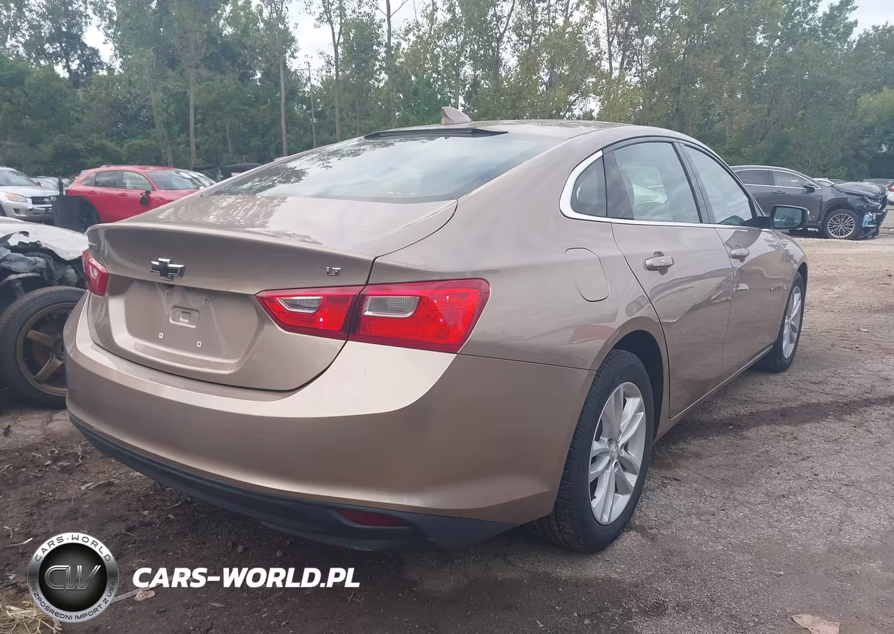 2018 Chevrolet Malibu Lt VIN:1G1ZD5ST5JF197870 - 4