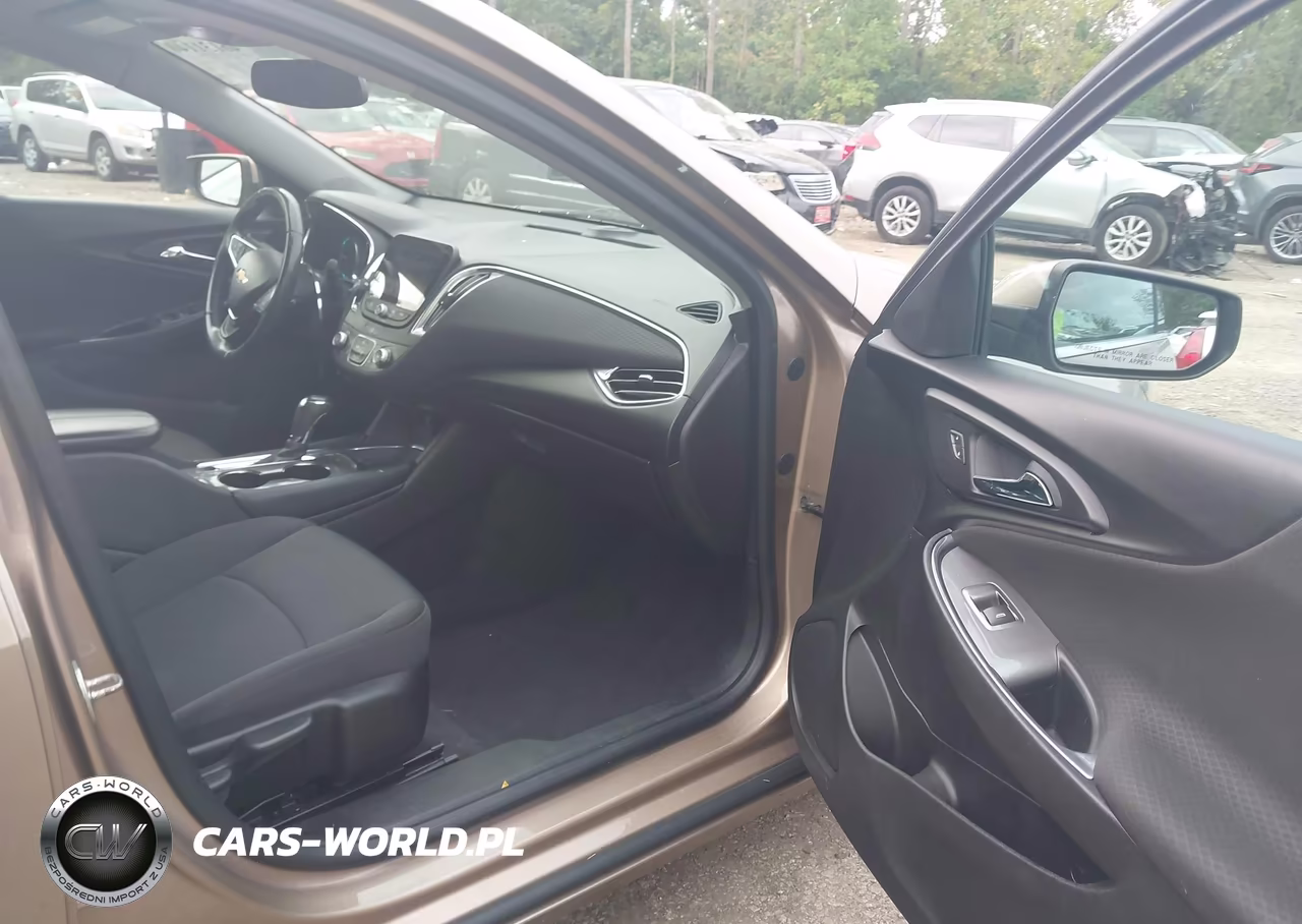2018 Chevrolet Malibu Lt VIN:1G1ZD5ST5JF197870 - 5